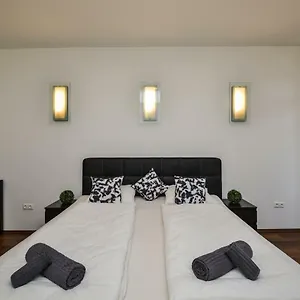  Apartament Castle With Panoramic Balcony